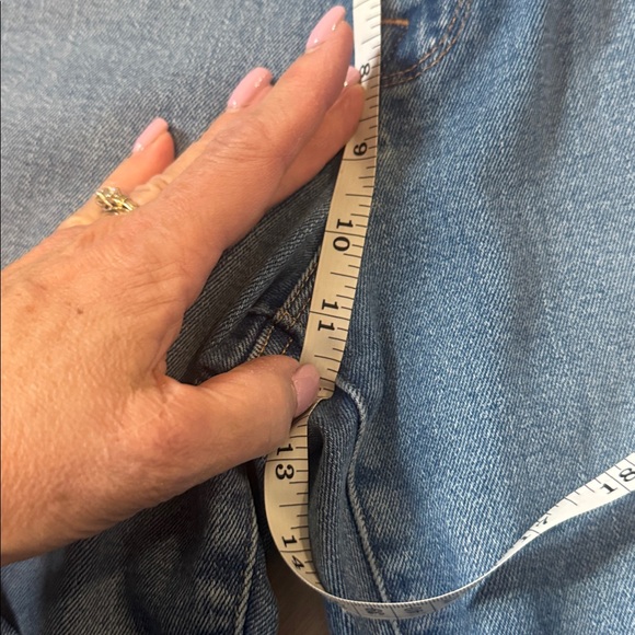 Good American Light Blue Flare Jeans - Picture 4 of 7